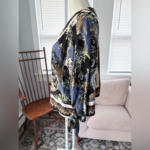 Free People Catch Me If You Can Blouse XSmall Black Boho Leopard Cheetah Top - Picture 4 of 11